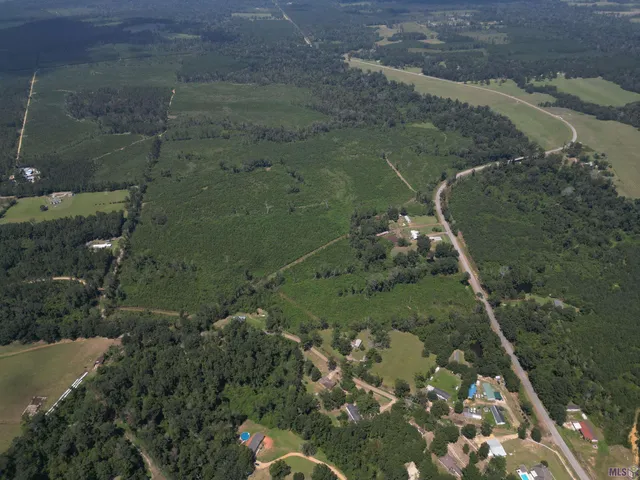 $368,000 | 6059 Highway 43, Montpelier, LA 70422