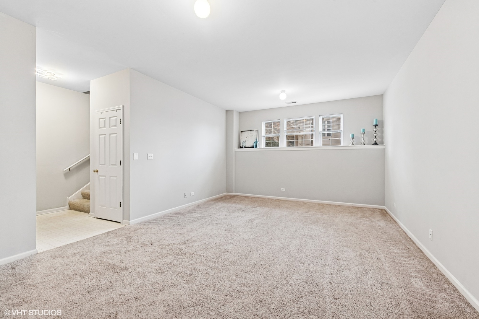 1136 Georgetown Way Vernon Hills, IL 60061 - Photo 20 of 21 an empty room with a empty space and windows