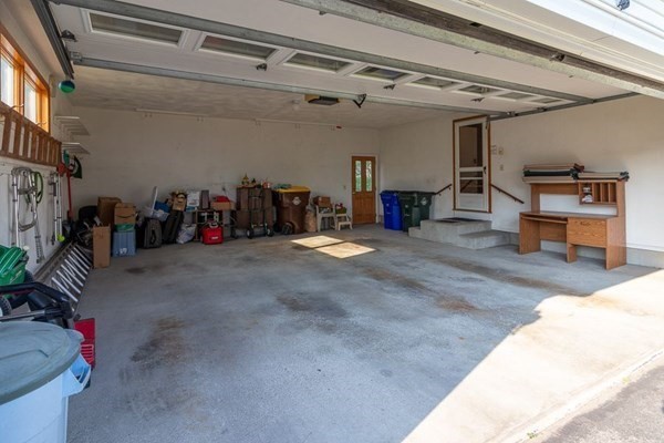 337 David Street Fall River, MA 02720 - Photo 12 of 40 Gallery Image 12