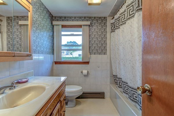337 David Street Fall River, MA 02720 - Photo 23 of 40 Gallery Image 23