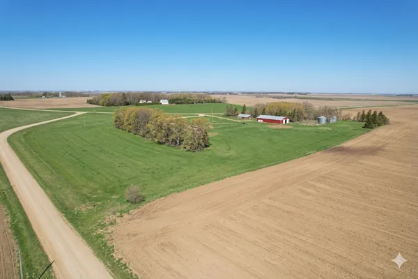 $498,500 | 1110 110th Avenue, Lake Wilson, MN 56151