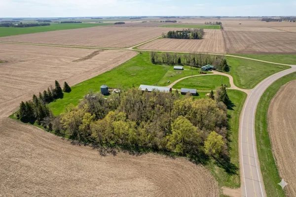 $498,500 | 1110 110th Avenue, Lake Wilson, MN 56151