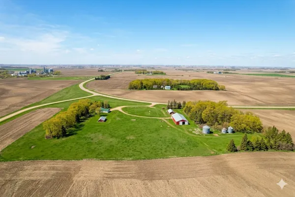 $498,500 | 1110 110th Avenue, Lake Wilson, MN 56151