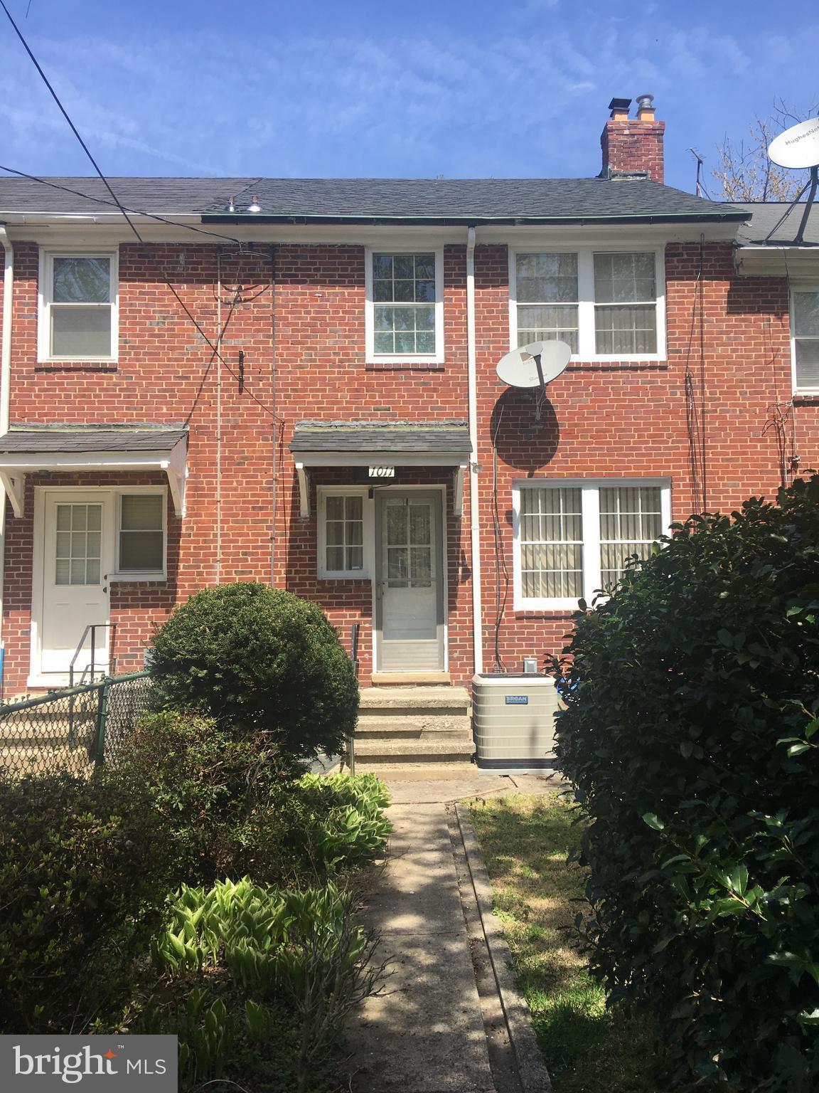 1011 St Dunstans Road Baltimore, MD 21212 - Photo 9 of 22 Exterior (Rear)