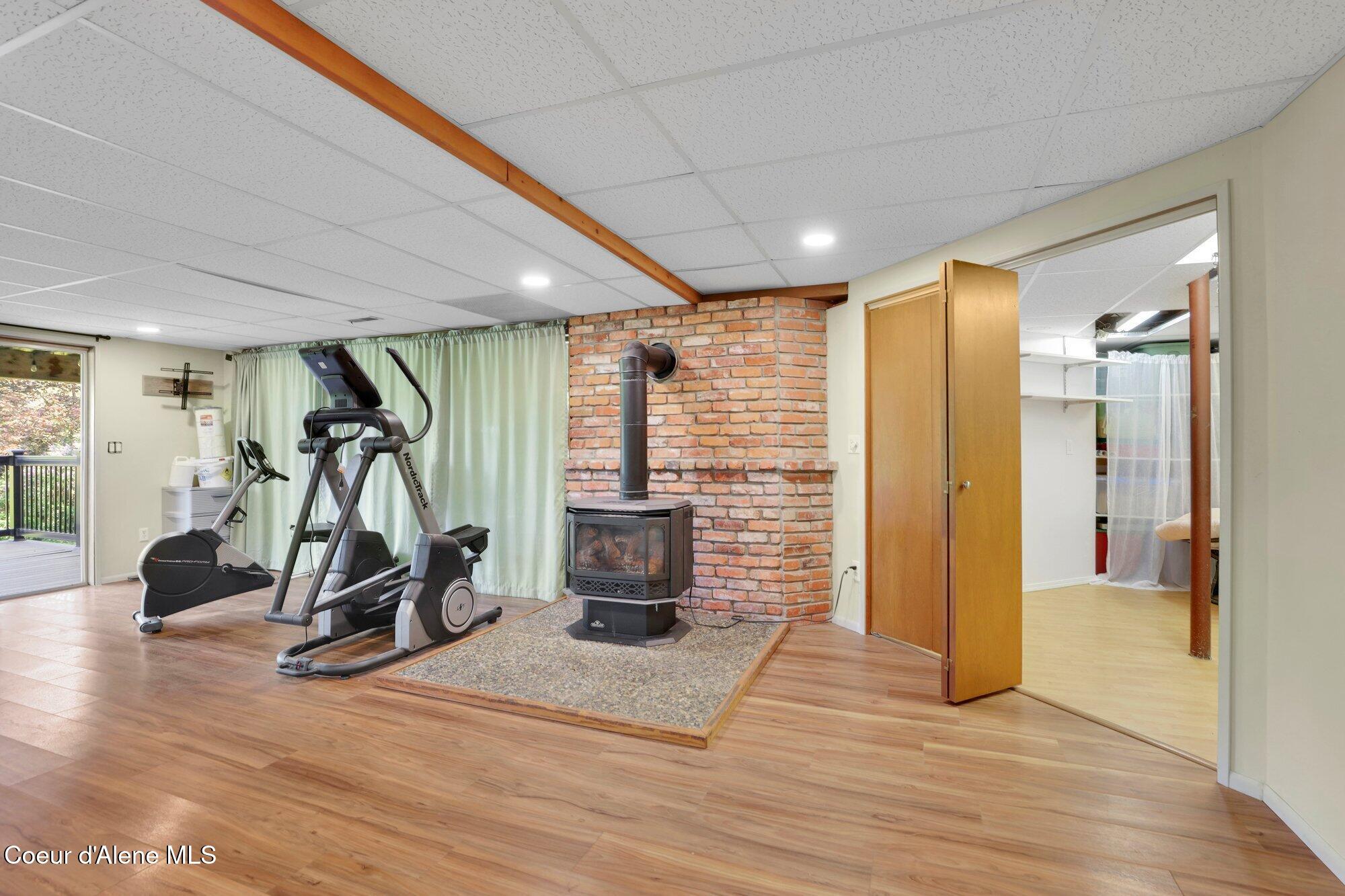 13625 South Sherman Road Spokane, WA 99224 - Photo 22 of 39 Pellet stove