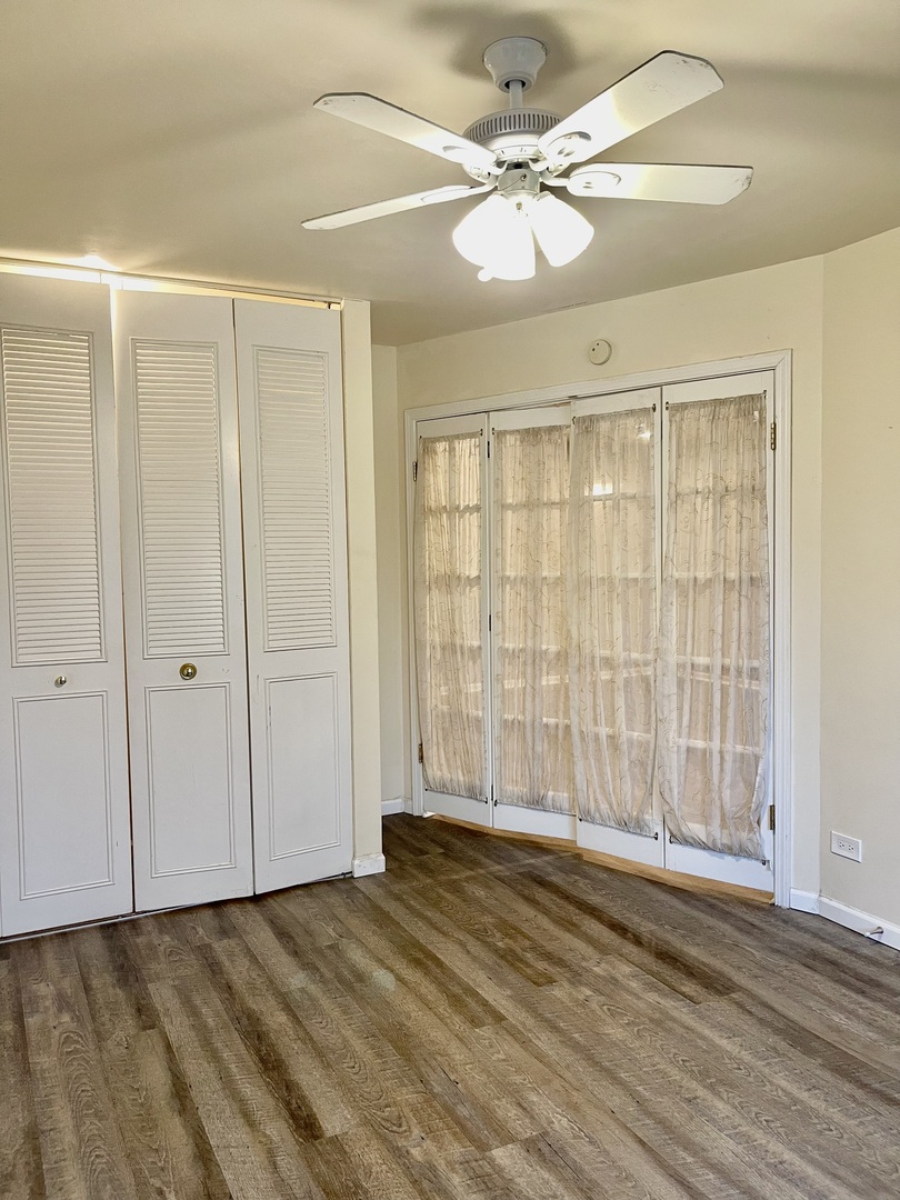 706 East Algonquin Road, Unit 204 Arlington Heights, IL 60005 - Photo 5 of 14