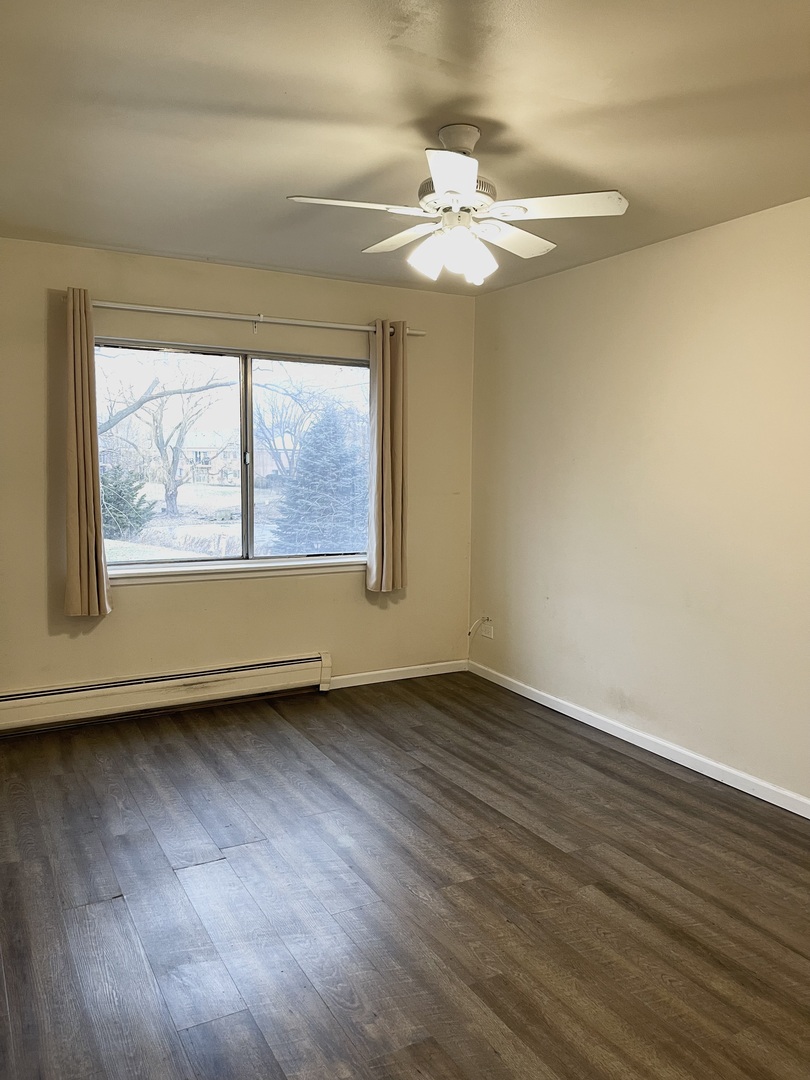 706 East Algonquin Road, Unit 204 Arlington Heights, IL 60005 - Photo 9 of 14