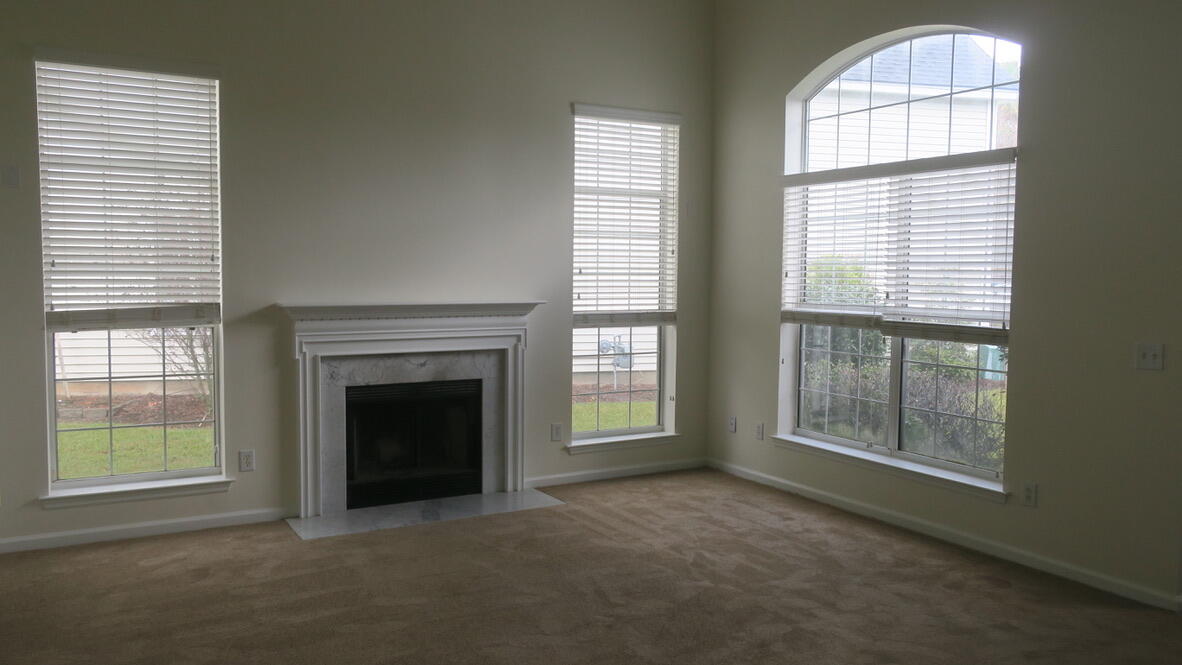2180 Andover Way Mount Pleasant, SC 29466 - Photo 10 of 30 living room