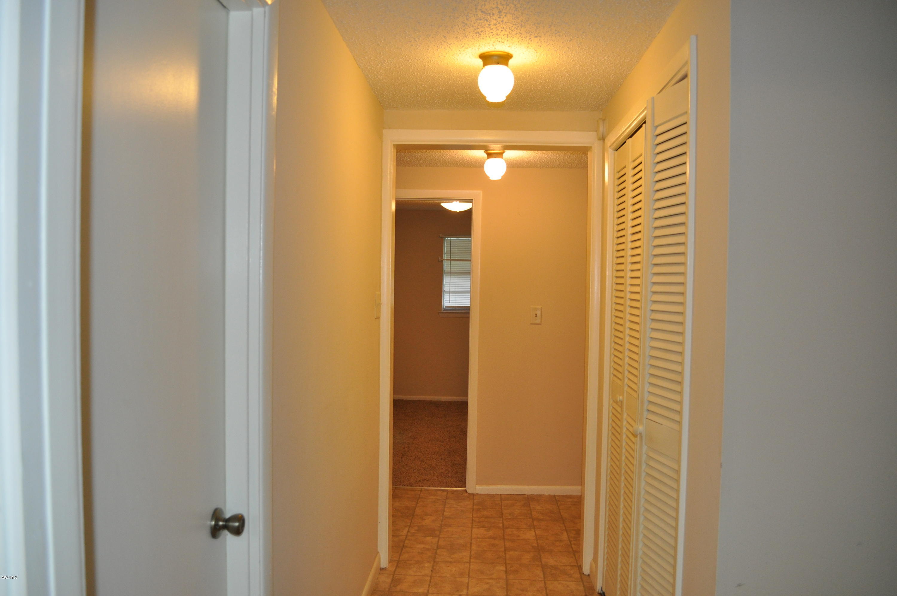 3001 Jerry Davis Road Moss Point, MS 39562 - Photo 20 of 31 DSC_0353