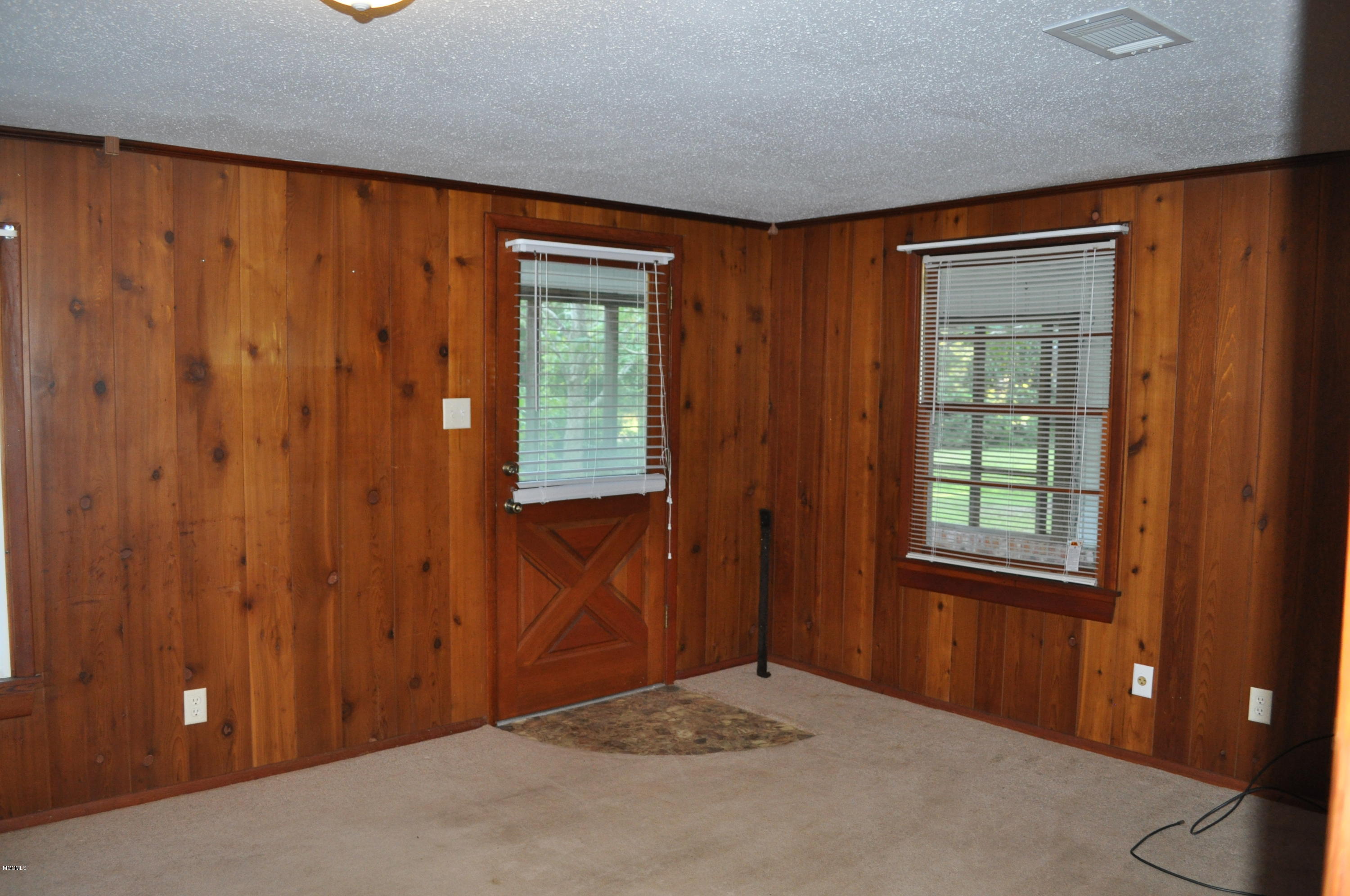 3001 Jerry Davis Road Moss Point, MS 39562 - Photo 22 of 31 DSC_0355