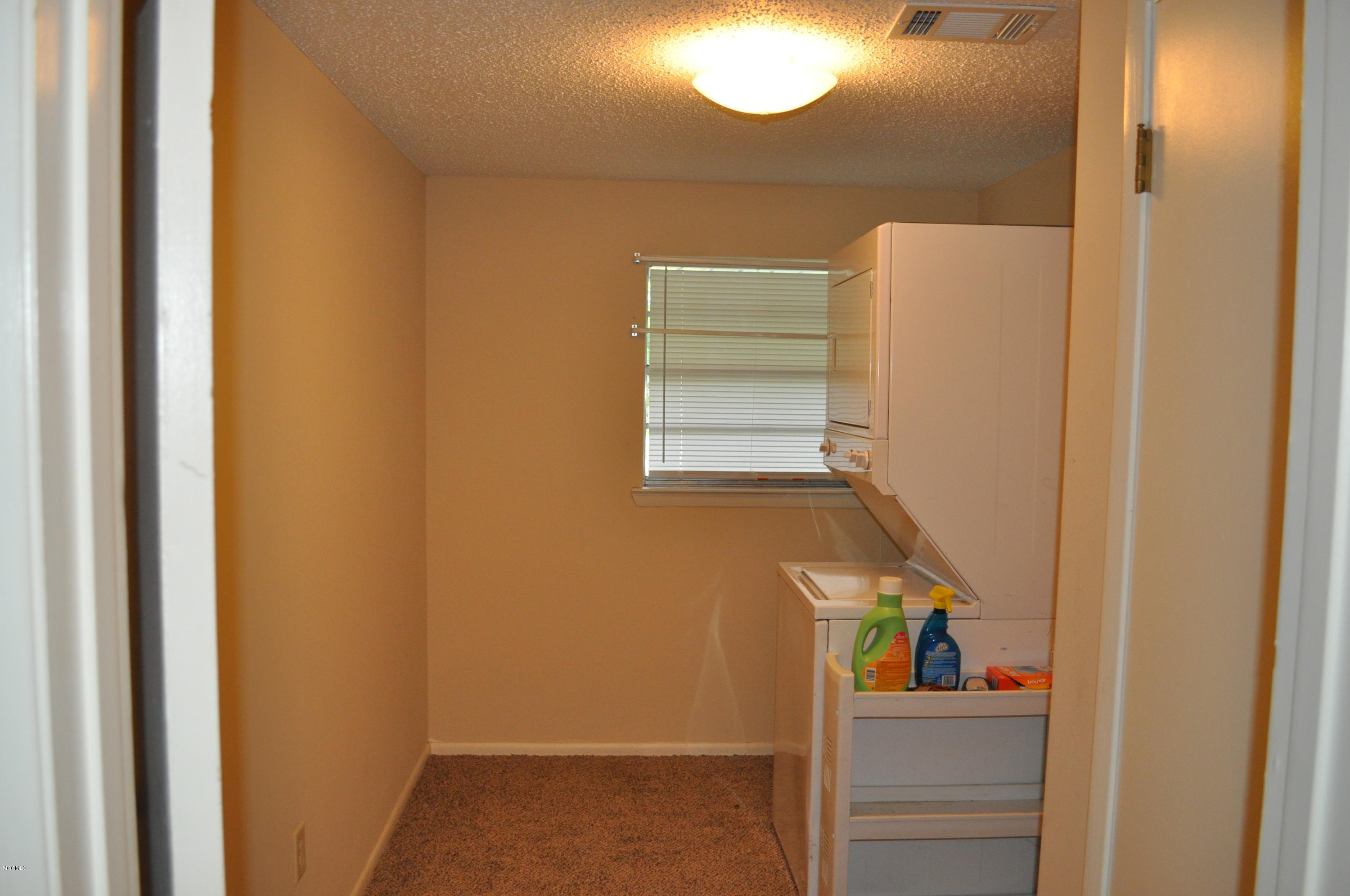 3001 Jerry Davis Road Moss Point, MS 39562 - Photo 24 of 31 DSC_0357