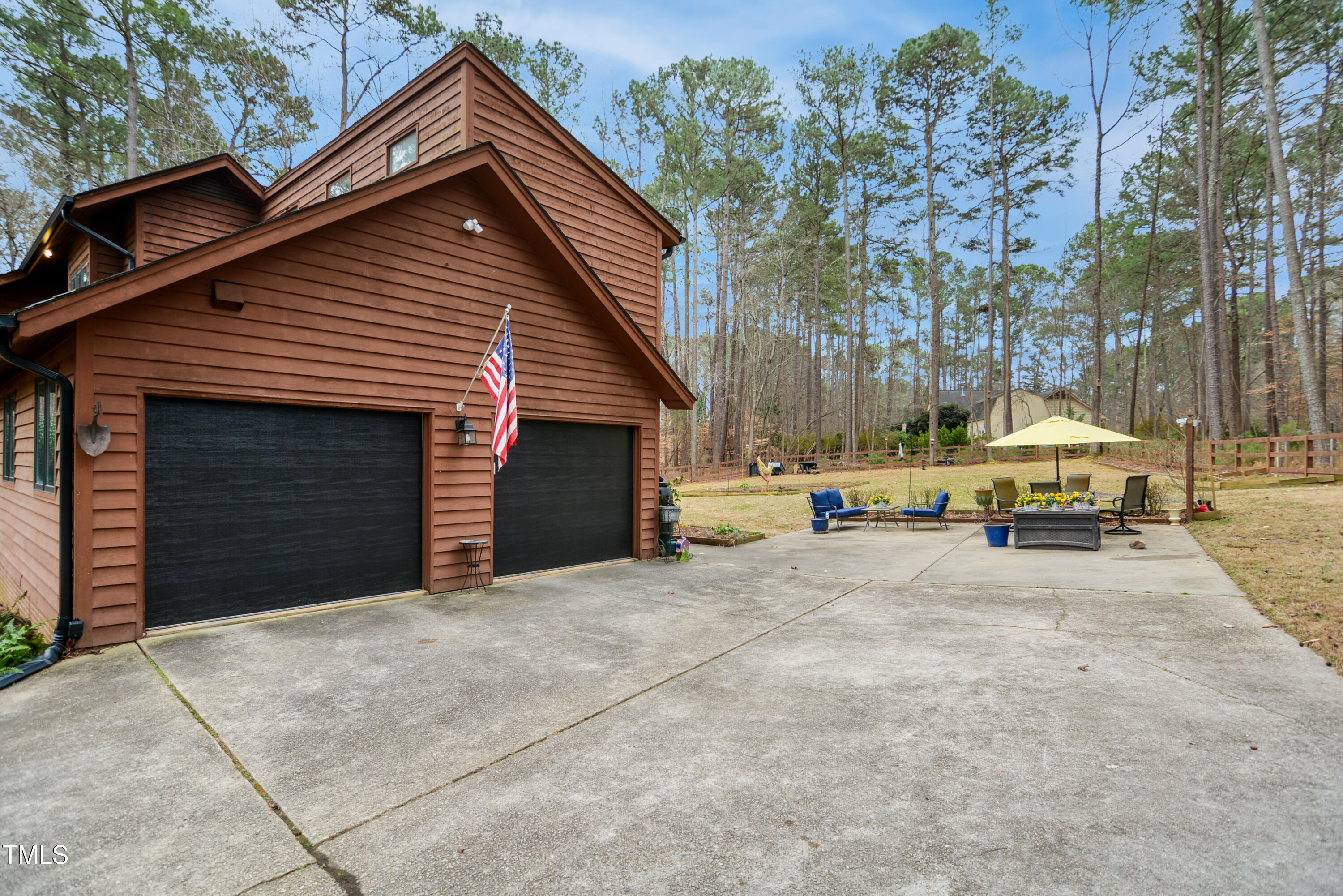 11708 Appaloosa Run East Raleigh, NC 27613 - Photo 3 of 30 03