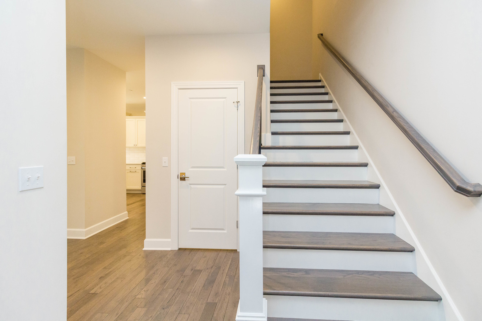 10723 Clock Tower Drive Countryside, IL 60525 - Photo 13 of 31 a view of an entryway
