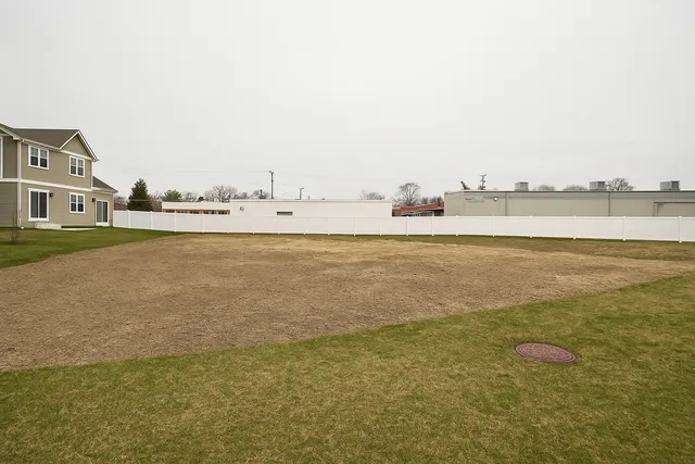 $4,650 | 10723 Clock Tower Drive, Countryside, IL 60525