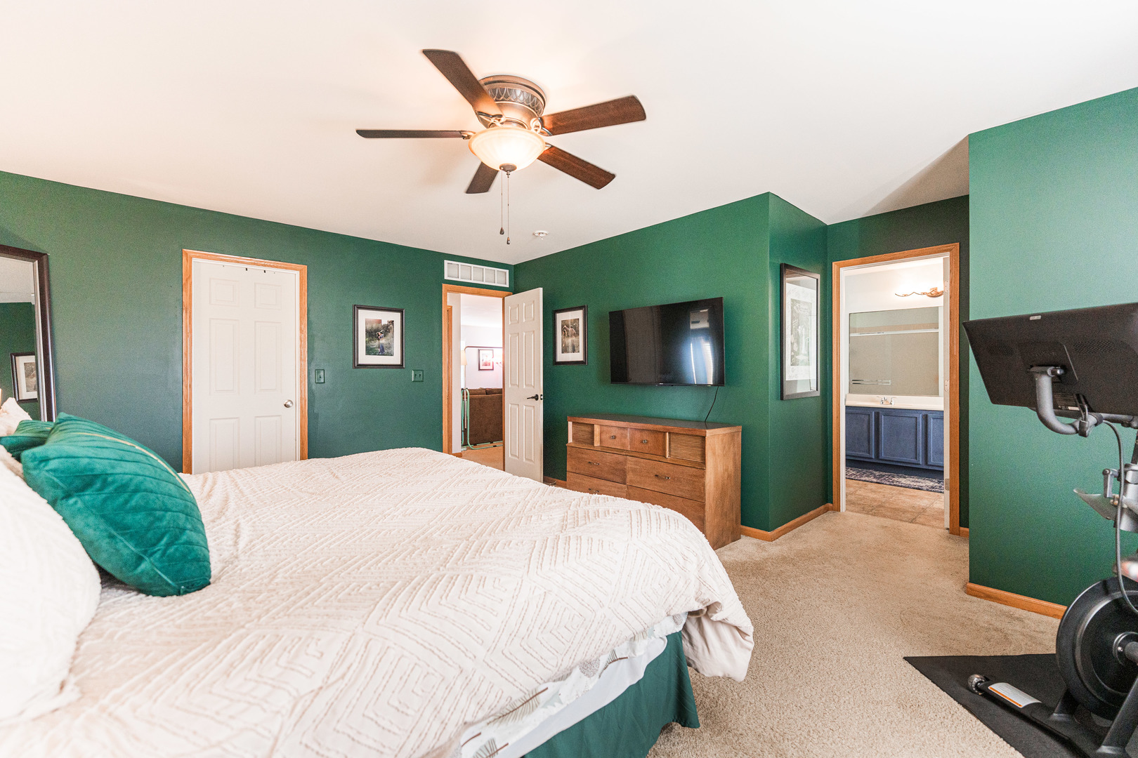 638 Dover Street Pingree Grove, IL 60140 - Photo 17 of 47