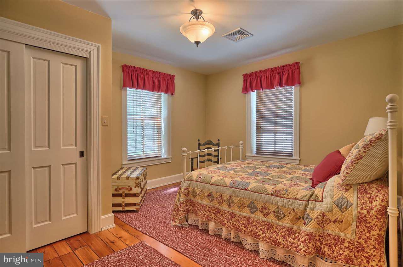 108 Burnt House Road Carlisle, PA 17015 - Photo 21 of 25 Gallery Image 21
