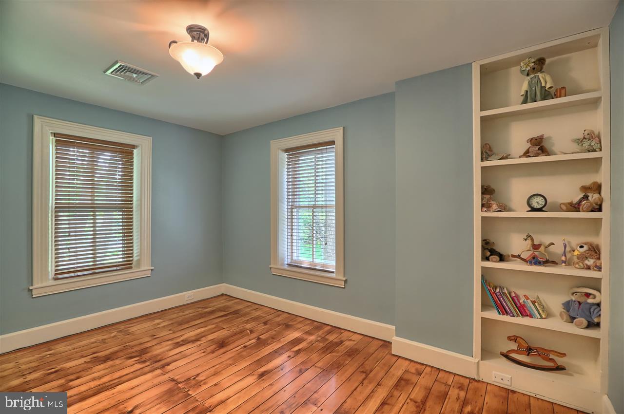 108 Burnt House Road Carlisle, PA 17015 - Photo 22 of 25 Gallery Image 22