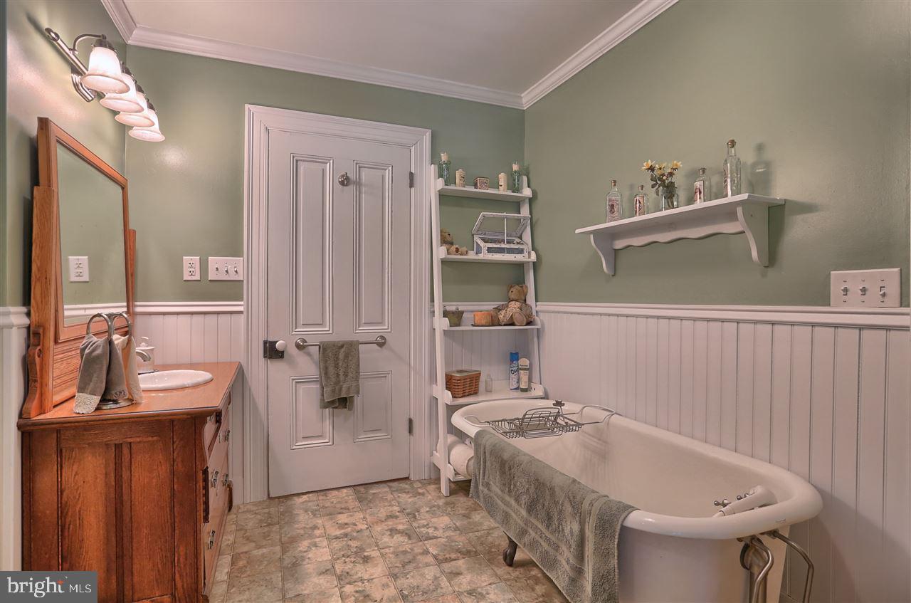 108 Burnt House Road Carlisle, PA 17015 - Photo 24 of 25 Gallery Image 24