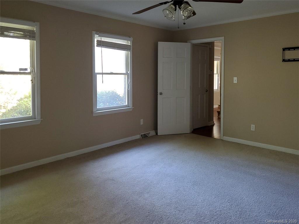 1747 Mallard Bay Road York, SC 29745 - Photo 9 of 12