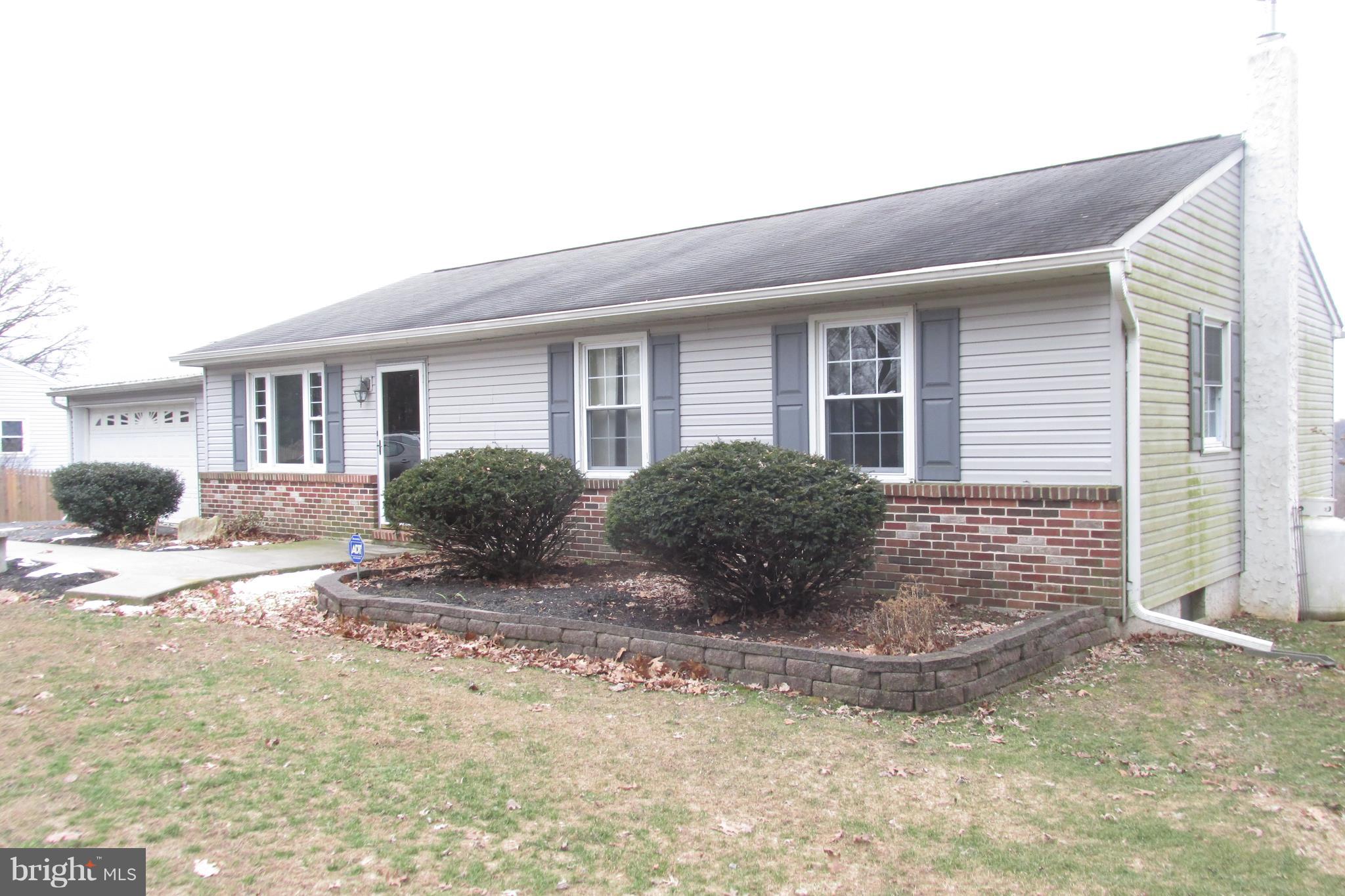 98 Upper Valley Road Christiana, PA 17509 - Photo 3 of 32 Gallery Image 3