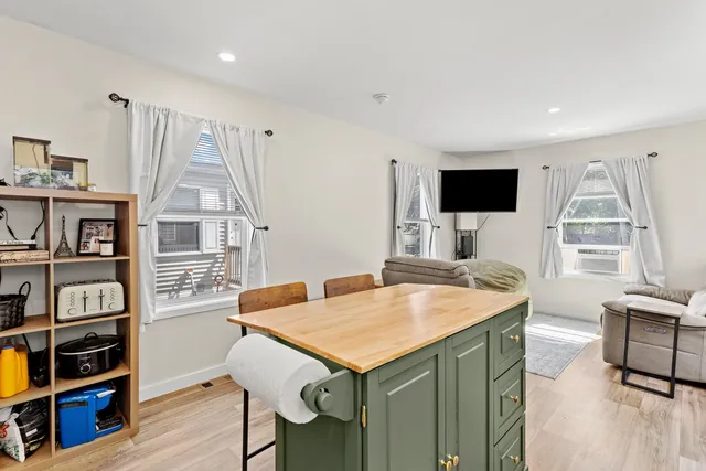 $150,000 | 1338 Woodbury Avenue, Unit 10, Portsmouth, NH 03801