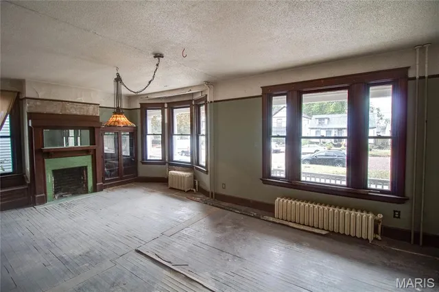 $110,000 | 524 East 7th Street, Alton, IL 62002