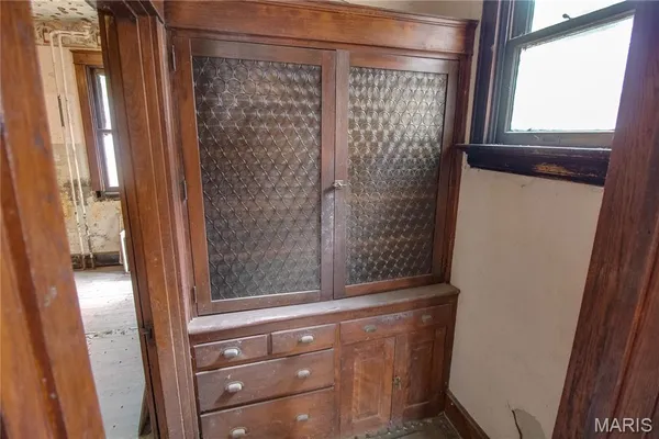 $104,900 | 524 East 7th Street, Alton, IL 62002