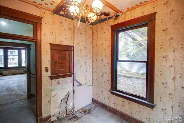 $104,900 | 524 East 7th Street, Alton, IL 62002