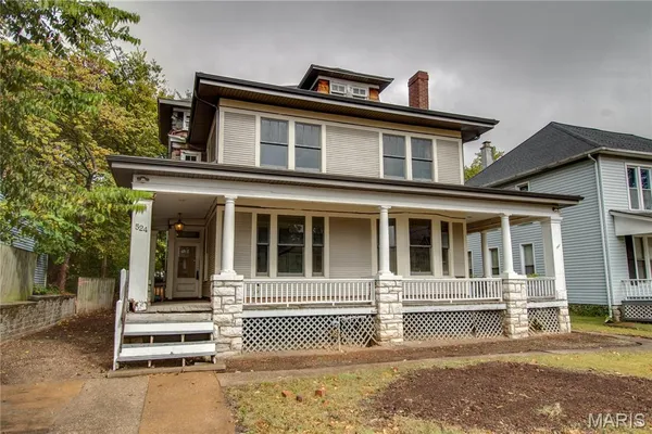 $104,900 | 524 East 7th Street, Alton, IL 62002