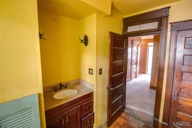 $110,000 | 524 East 7th Street, Alton, IL 62002