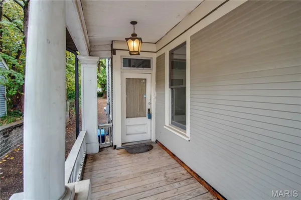 $104,900 | 524 East 7th Street, Alton, IL 62002