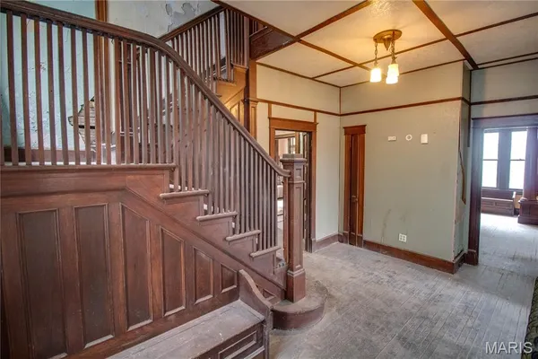 $104,900 | 524 East 7th Street, Alton, IL 62002