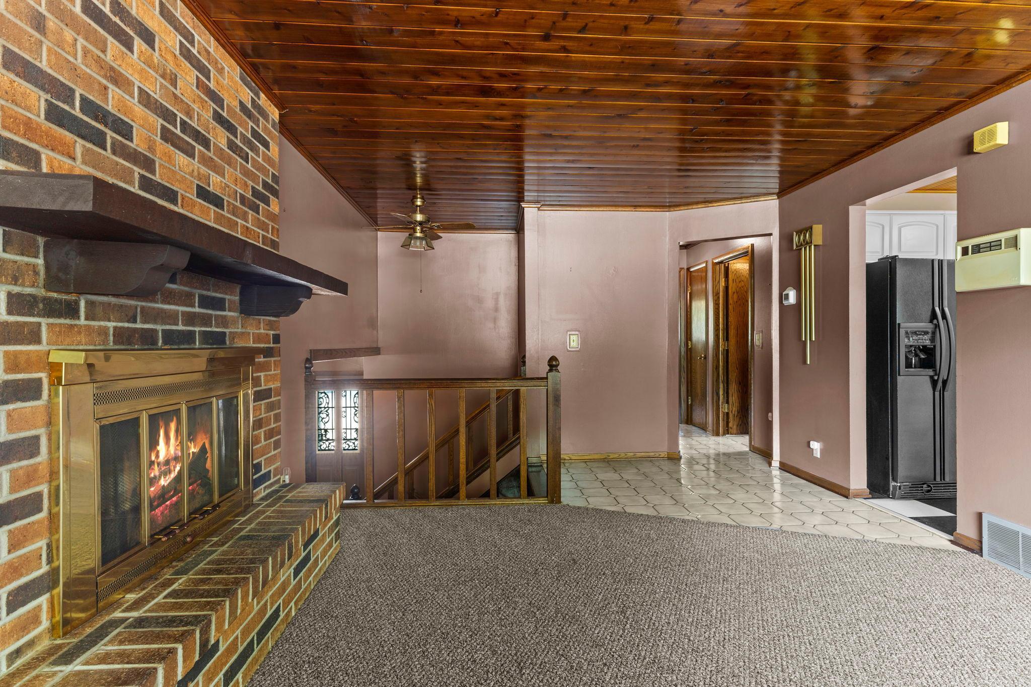 2515 Hillview Road Mounds View, MN 55112 - Photo 8 of 65 Gallery Image 8