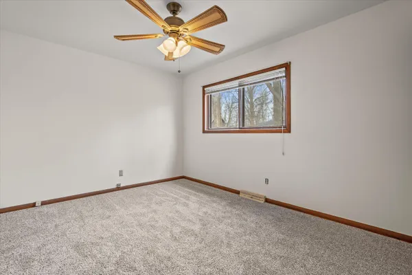 $425,000 | 2570 Gaywood Court, Brookfield, WI 53045