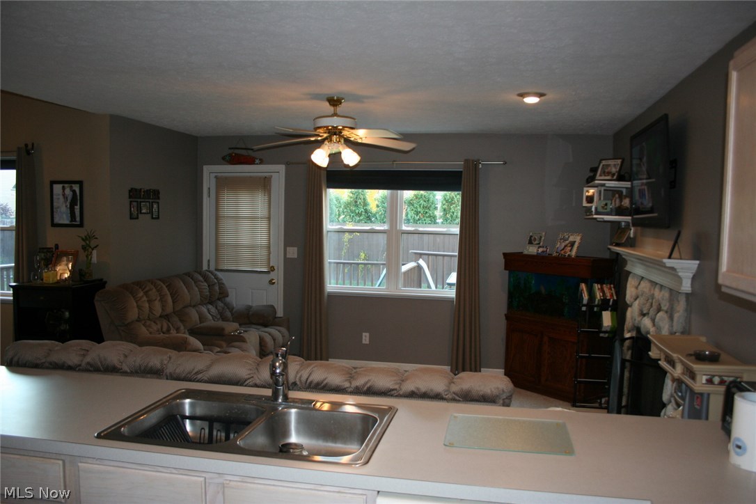 33979 Harding Avenue North Ridgeville, OH 44039 - Photo 6 of 23