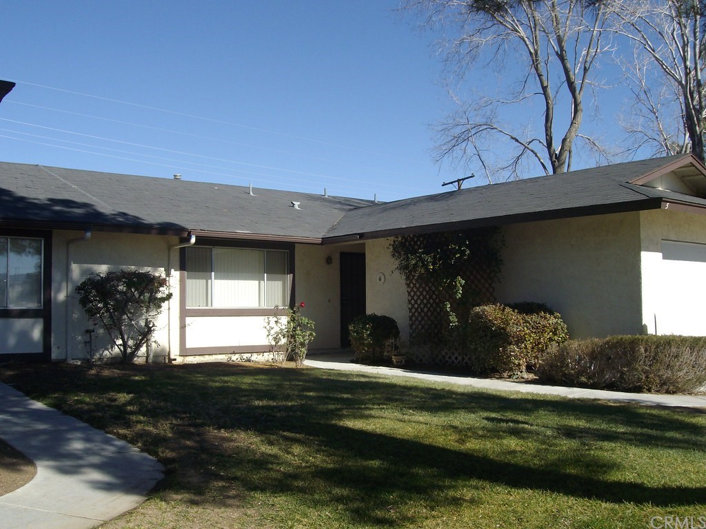 751 Higgins Road, Unit 5 Barstow, CA 92311 - Photo 1 of 1