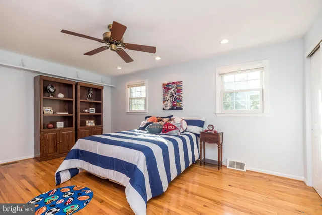 $879,900 | 1423 Southwind Way, Dresher, PA 19025