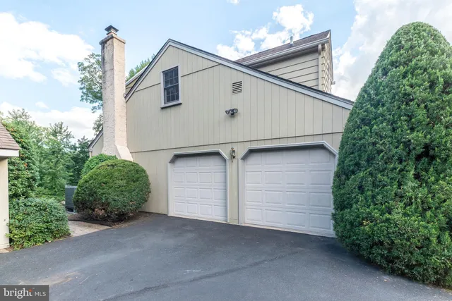 $879,900 | 1423 Southwind Way, Dresher, PA 19025