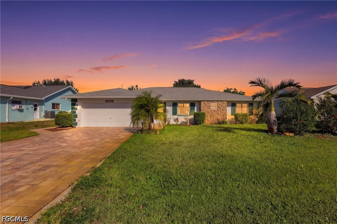 12878 Iona Road Fort Myers, FL 33908 - Photo 1 of 40