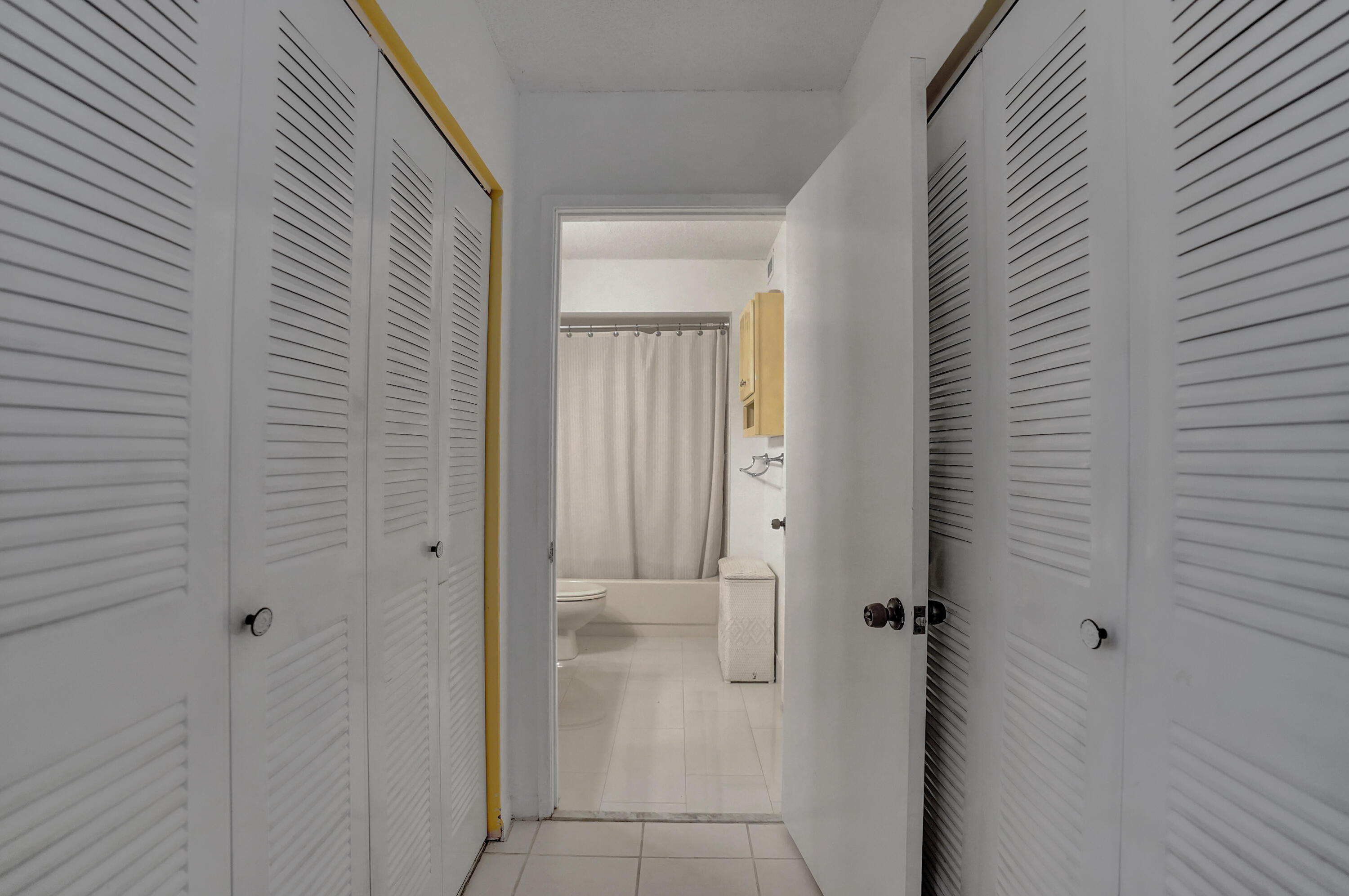 18871 Stewart Circle, Unit 8 Boca Raton, FL 33496 - Photo 25 of 41 DSC04226