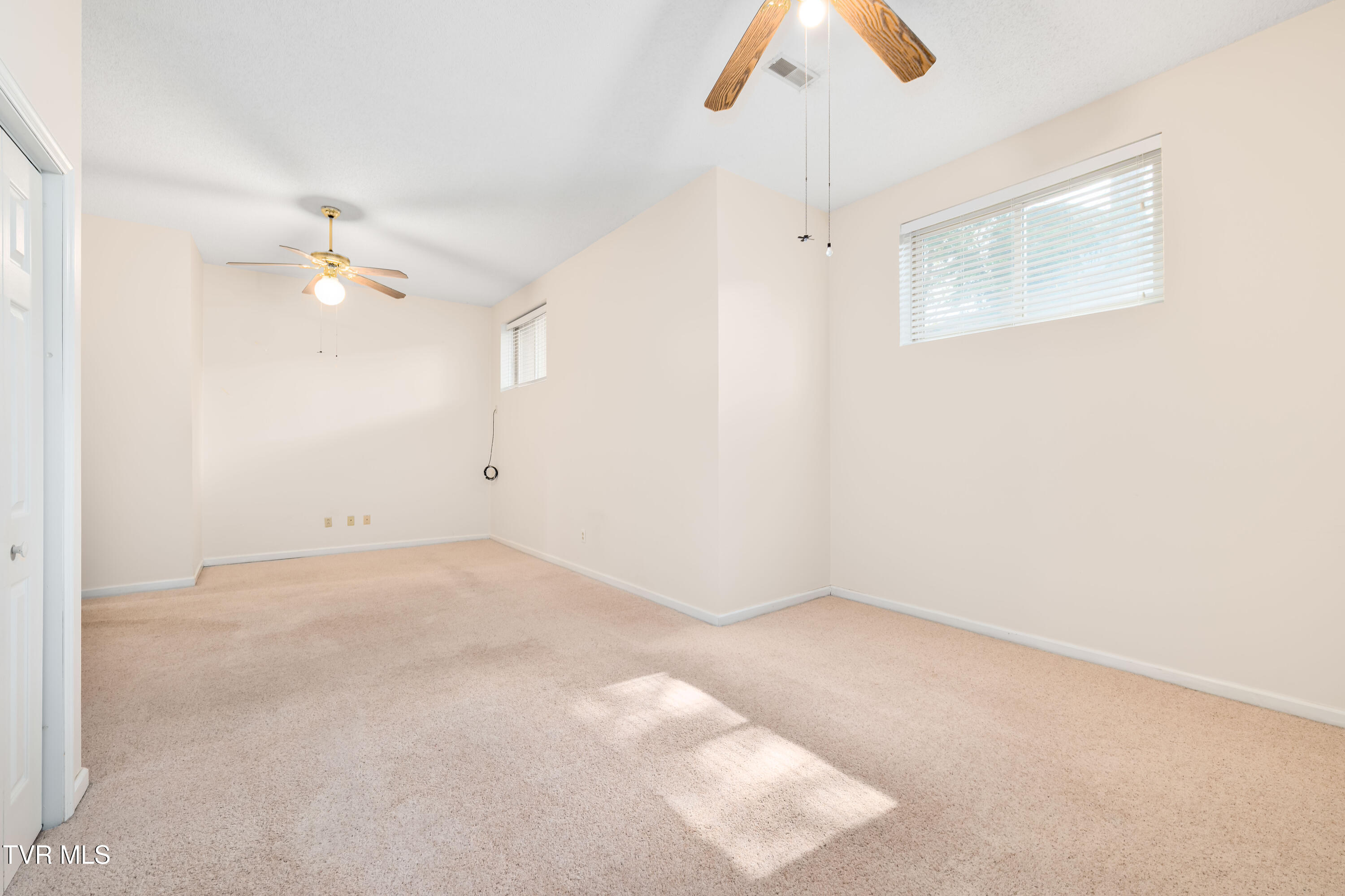 105 Cedar Grove Road, Unit 5 Johnson City, TN 37601 - Photo 22 of 34 105 Cedar Grove Rd (32 of 34)