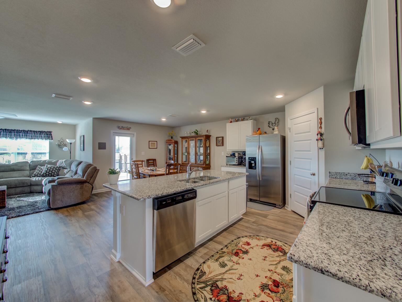 8099 Irwin Loop Daphne, AL 36526 - Photo 5 of 28