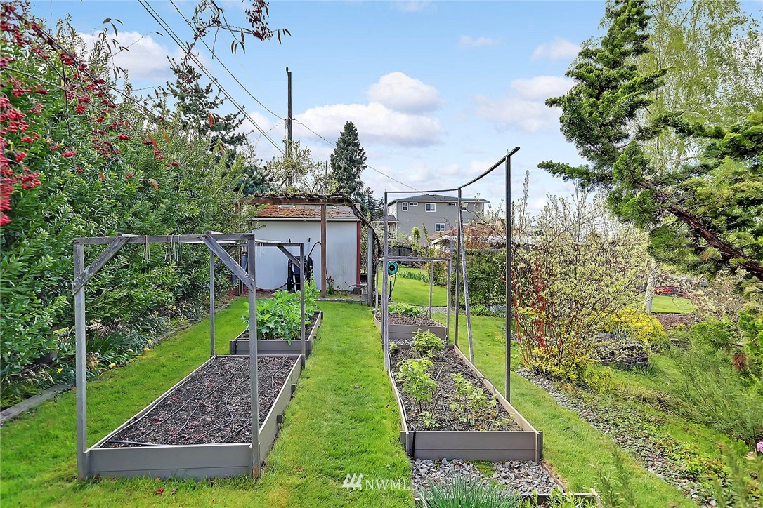 7645 South Sunnycrest Road Seattle, WA 98178 - Photo 22 of 24