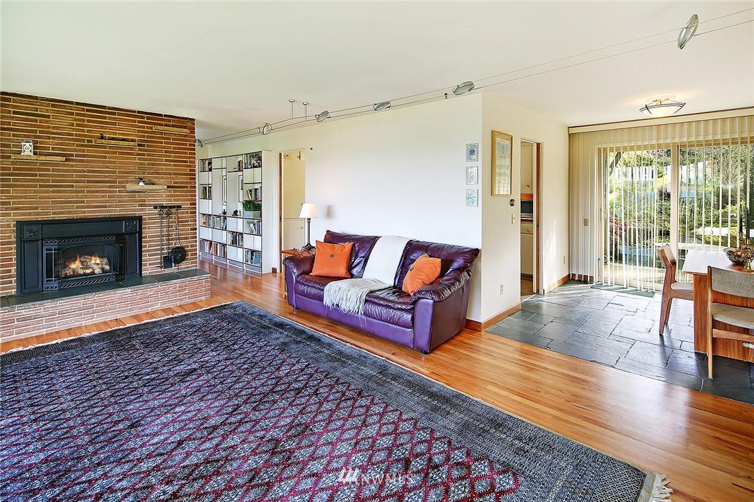 7645 South Sunnycrest Road Seattle, WA 98178 - Photo 8 of 24