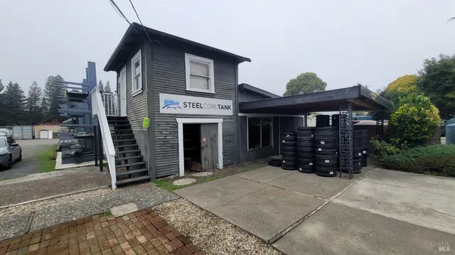 $20,000 | 4135 Santa Rosa Avenue, Santa Rosa, CA 95407