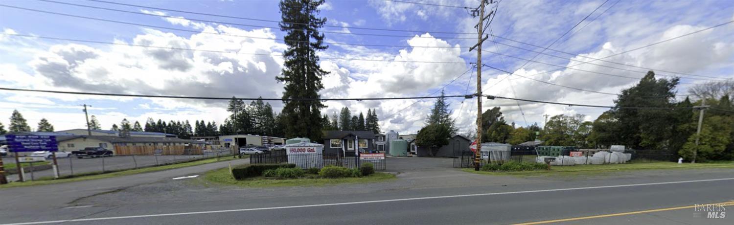 4135 Santa Rosa Avenue Santa Rosa, CA 95407 - Photo 2 of 42 a view of a basketball court