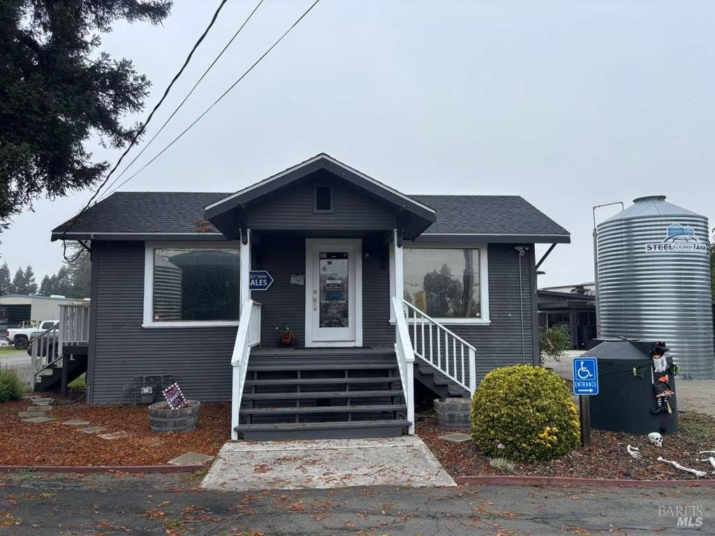 4135 Santa Rosa Avenue Santa Rosa, CA 95407 - Photo 21 of 42 a front view of a house with a yard