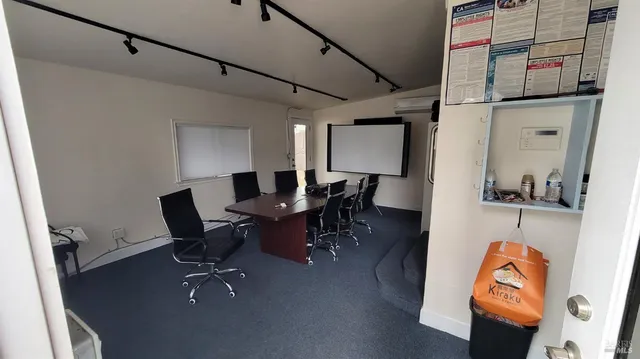 $20,000 | 4135 Santa Rosa Avenue, Santa Rosa, CA 95407