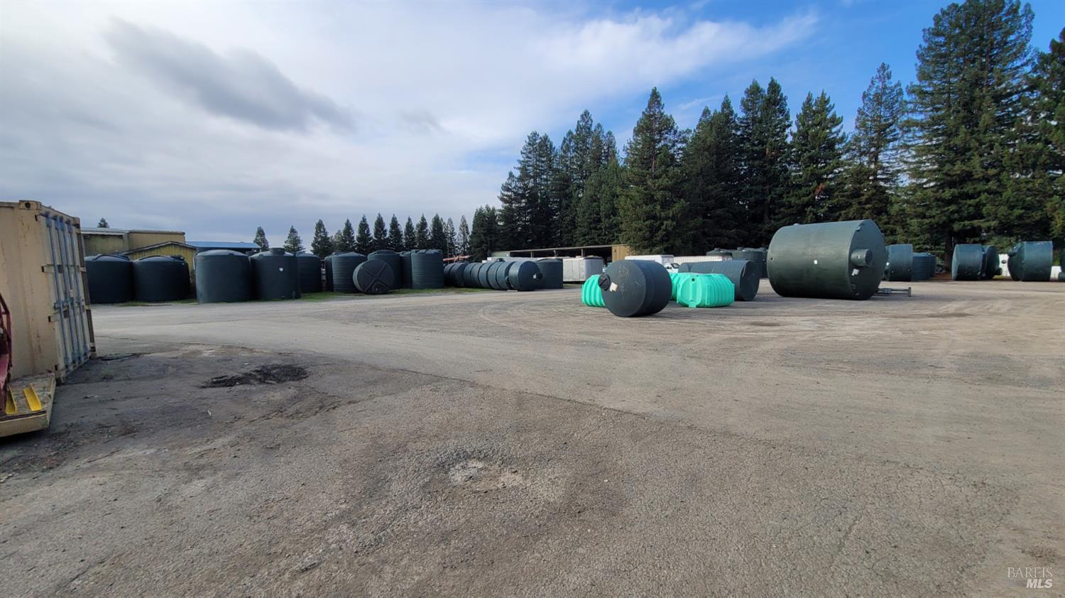 4135 Santa Rosa Avenue Santa Rosa, CA 95407 - Photo 7 of 42 a view of a outdoor space with trees