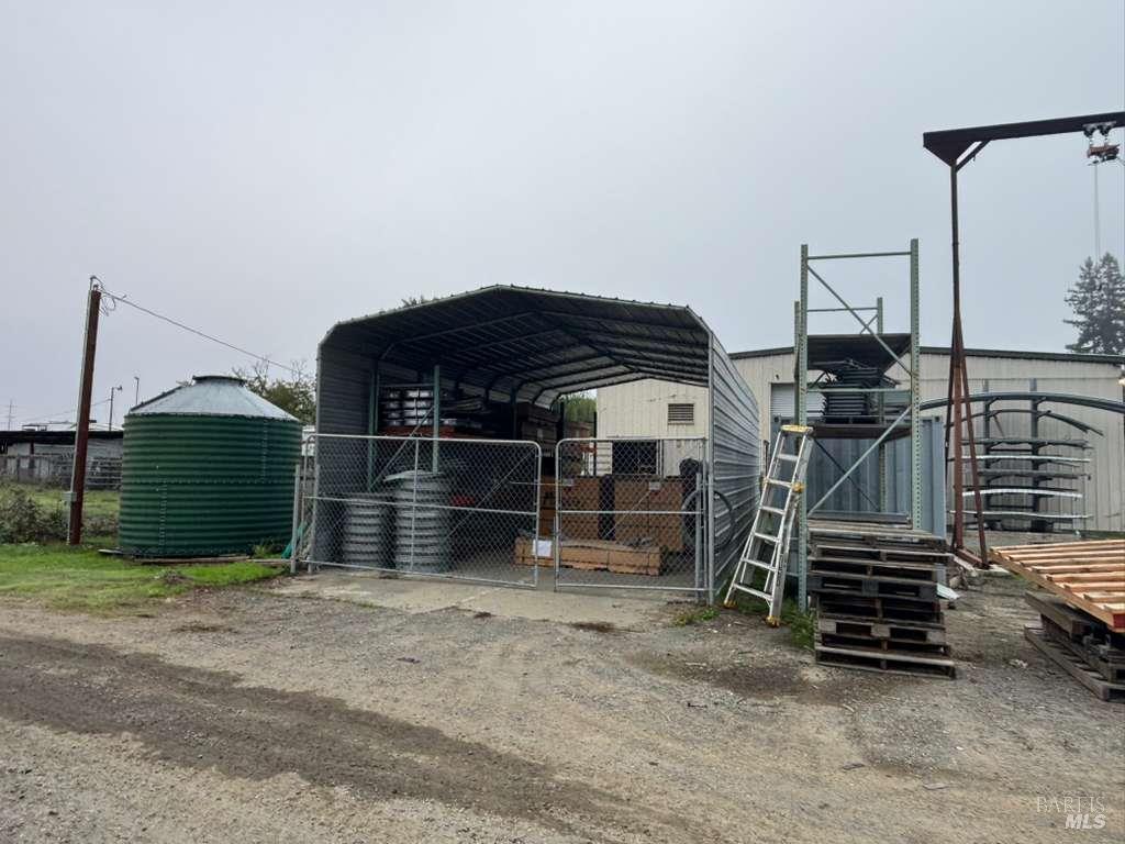 4135 Santa Rosa Avenue Santa Rosa, CA 95407 - Photo 8 of 42 a view of outdoor space and deck